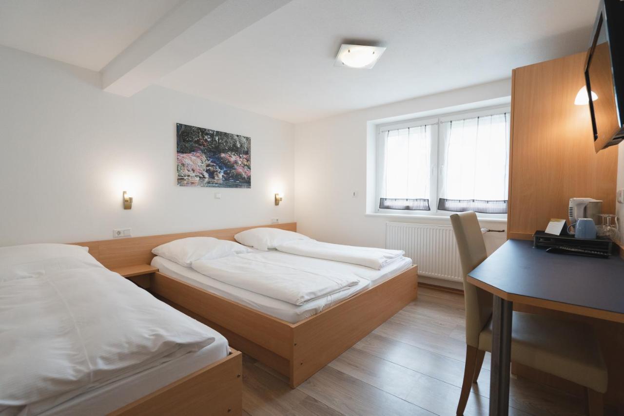 Park Hotel & Gaestehaus Руст Екстериор снимка